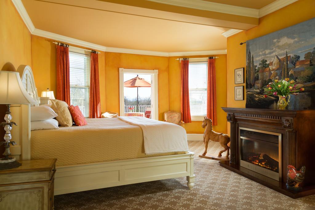 L'Auberge Provencale Inn & Restaurant Boyce Zimmer foto